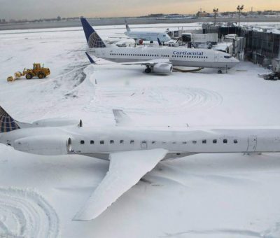 Cancelan vuelos en NY por mal clima
