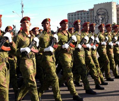 Rusia concede a Cuba crédito por 43 mdd para compra de equipo militar