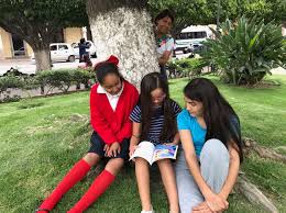 Fomentan lectura en parques de Irapuato