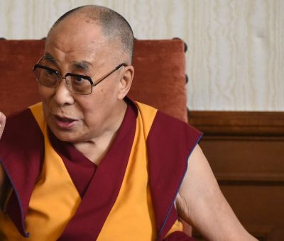 Dalai Lama, hospitalizado por problemas pulmonares