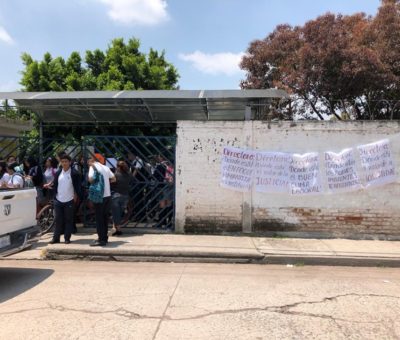 Docente afectada denuncia 14 casos de despidos injustificados en el Cecyteg Cortazar