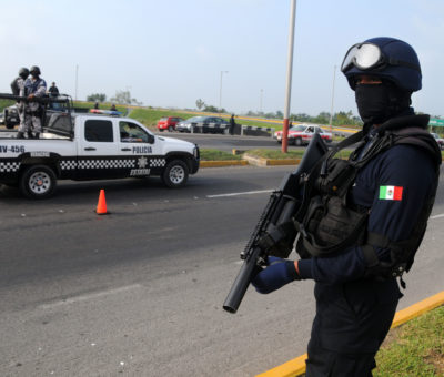 Fuerzas estatales y federales realizaron una revisión sorpresa a policias municipales de Villagrán y Juventino