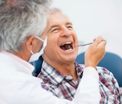 Brinda DIF Estatal salud bucal a adultos mayores