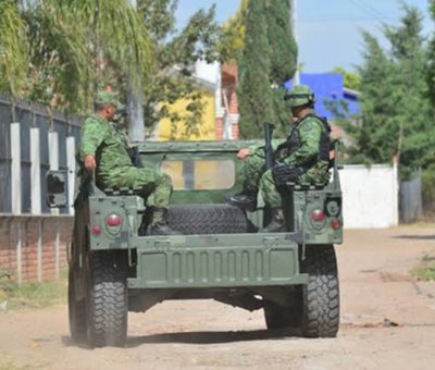 Aseguran armas, drogas y vehículos tras operativo en zona Laja Bajío