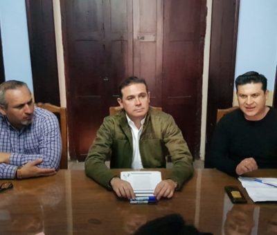 Firma alcalde Navarro cumplimiento del pliego estudiantil; anuncia plan integral