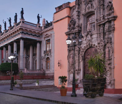 Directores de Guanajuato no tendrán aumento en su sueldo