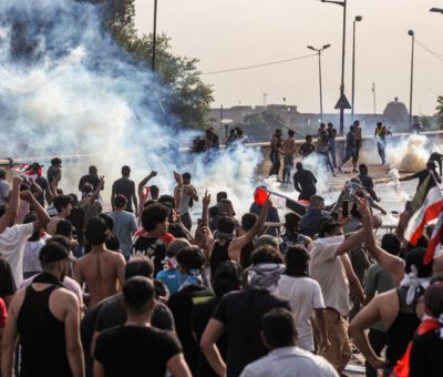 Atacan a manifestantes opositores en Iraq