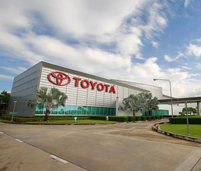 Trabajadores de Toyota en Apaseo el Grande, producirán 100 mil unidades al año
