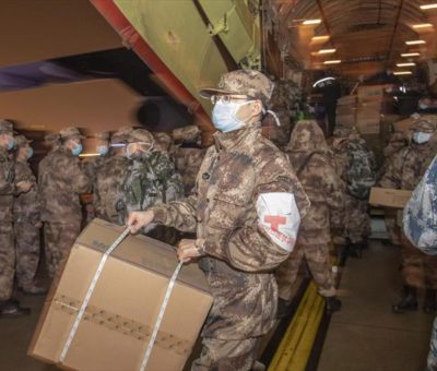 China enviará más médicos-militares a Wuhan