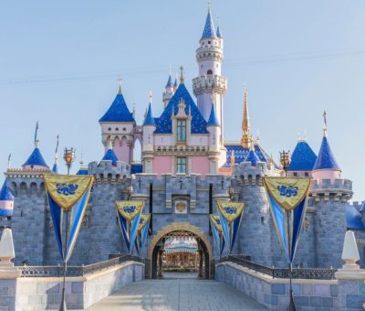 Disney cerrará un mes sus parques en California por Covid-19