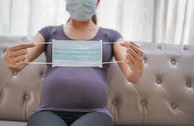 Mueren dos embarazadas por COVID-19; hay tres mil 441 casos