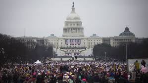Protestan en Washington en contra de quedarse en casa por COVID-19