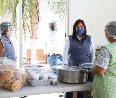 Entrega Municipio comida caliente a 1,200 familias celayenses