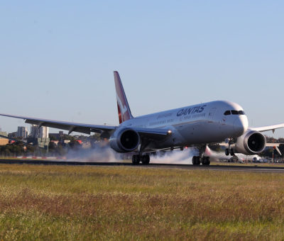 Aerolínea australiana planea vuelos sin distanciamiento físico