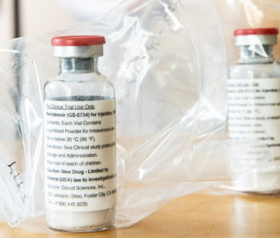 Japón aprueba uso de fármaco remdesivir para tratar coronavirus