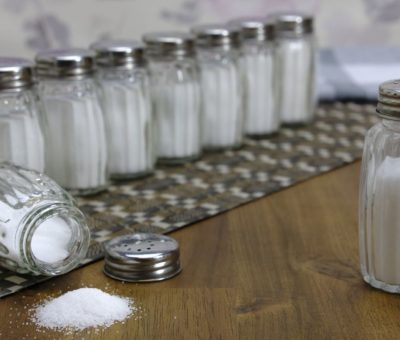 Recomienda IMSS disminuir el consumo de sal para prevenir enfermedades