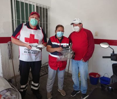 Ciudadano dona equipo de protección personal a Hospital, Cruz Roja y Bomberos