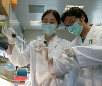 Japón retrasa pruebas con Avigan ante disminución de contagios
