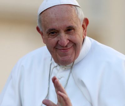 Papa Francisco pide acabar con el trabajo infantil tras aumento por COVID-19