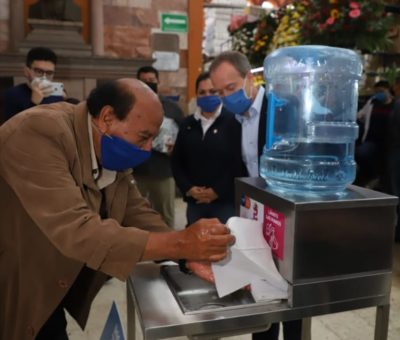Previenen propagación de coronavirus en Mercado Morelos