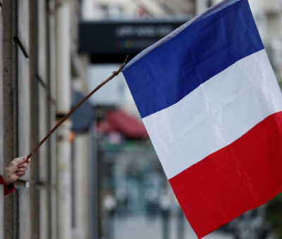 Cae PIB de Francia a 13.8 por ciento