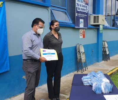 Entrega Coparmex Celaya cubrebocas a sector Salud