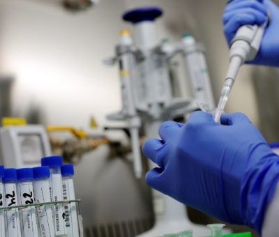México participa con otros países para contar con su propia vacuna: SRE