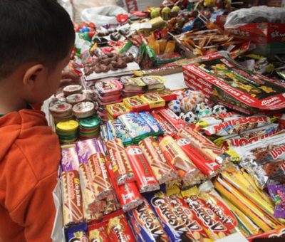 Agrupaciones empresariales de México rechazan la prohibición de vender comida chatarra a menores de edad