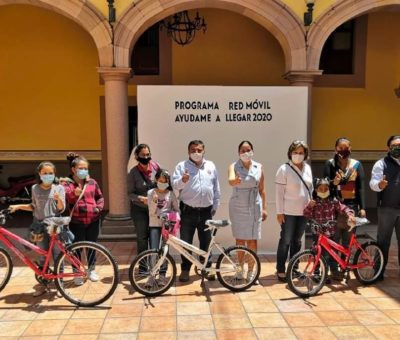 Entregan bicicletas a 24 niños salvaterrenses