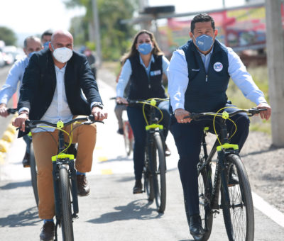 Entrega Diego Sinhue ciclovía Ramal en Irapuato