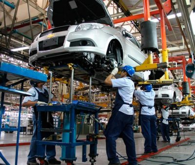 Industria automotriz representa el 20 por ciento del PIB de Guanajuato; Diego Sinhue