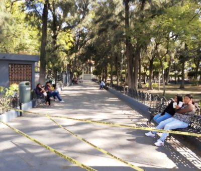 A pesar de los cierres de espacios públicos en Celaya, la población sigue brincando las líneas de limitación