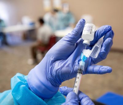 Insiste Gobierno estatal en comprar vacunas anticoronavirus