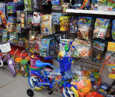 Autoridades de Celaya mantienen operativo para evitar venta de juguetes en tianguis de los lunes