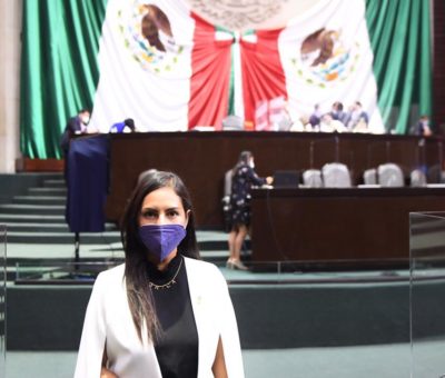 Presenta Celaya iniciativa para que mujeres y hombres deportistas en México ganen por igual