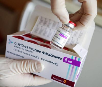 Dinamarca suspende definitivamente vacuna de AstraZeneca por casos ‘anómalos’ de trombosis