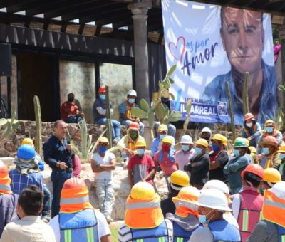 Dialoga Luis Alberto Villareal con trabajadores de pequeñas y medianas empresas
