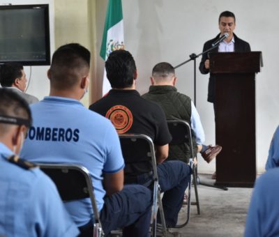 Donan equipo especializado para acondicionamiento físico a  bomberos de Guanajuato