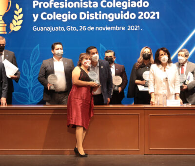 Los profesionistas son el motor del desarrollo económico y social de Guanajuato: Gobernador