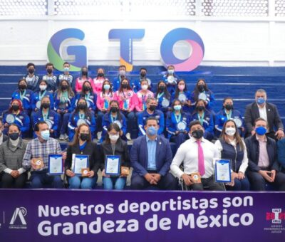 Deportistas: ejemplo y orgullo de la juventud