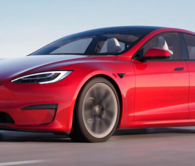 Deben pasar a revisión casi 4,000 autos Tesla