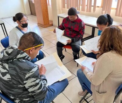 Instituciones educativas de Moroleón se sumaron a talleres de Crianza Positiva.