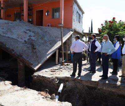 Brinda Gobierno Municipal apoyos a los afectados por inundación en La Cruz