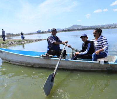 Siembran SDAyR y pescadores 50 mil peces en la presa El Palote