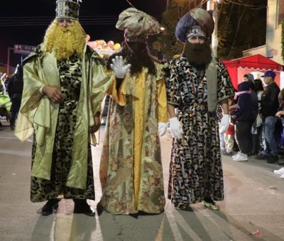Con gran afluencia y participación realizan la Cabalgata de Reyes 2023