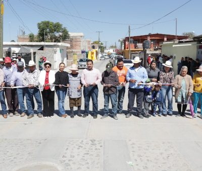 Inauguran obras de pavimentación en calles de la zona rural