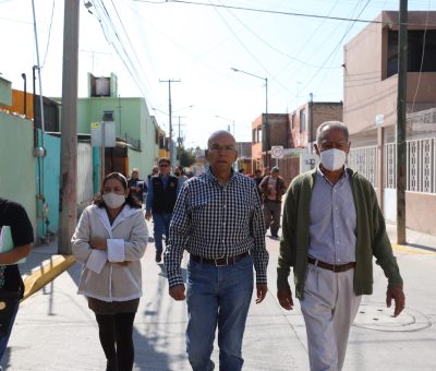 Entregan y supervisan obras en colonias populares