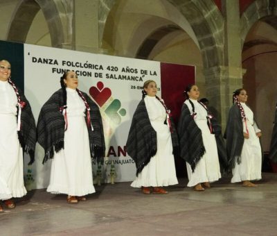 Salamanca celebra con música y danza 420 años de su fundación