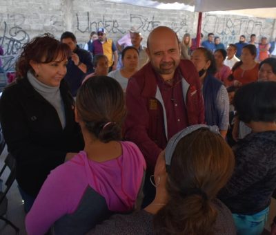 Colonos del Fraccionamiento Hacienda Silao saludan al presidente municipal Carlos García