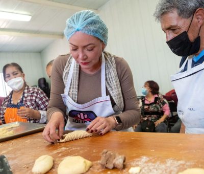 Imparte DIF Guanajuato Capital taller de panadería para impulsar negocios de personas adultas mayores